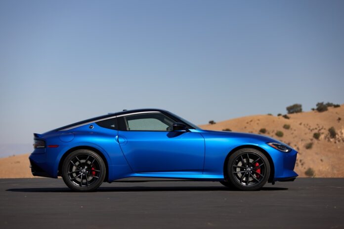 2023-Nissan-Z_O-44.jpg