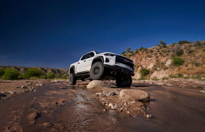 2024-chevrolet-colorado-zr2-bison-008.jpg