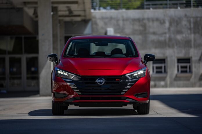 2023-Nissan-Nissan-Versa-44.jpg