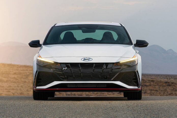 2022_hyundai_elantra_sedan_n_f_oem_1_1280x855.jpg