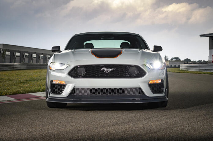 mustang.jpg2_.jpg
