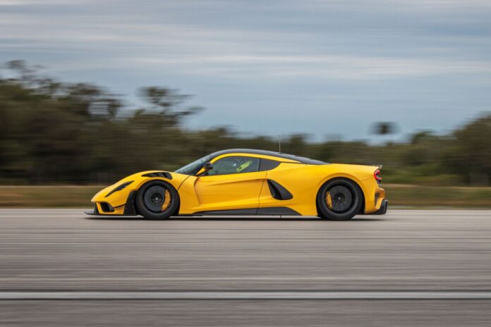 Hennessey-Prototype-Venom-F5-EVOlution-07.jpg