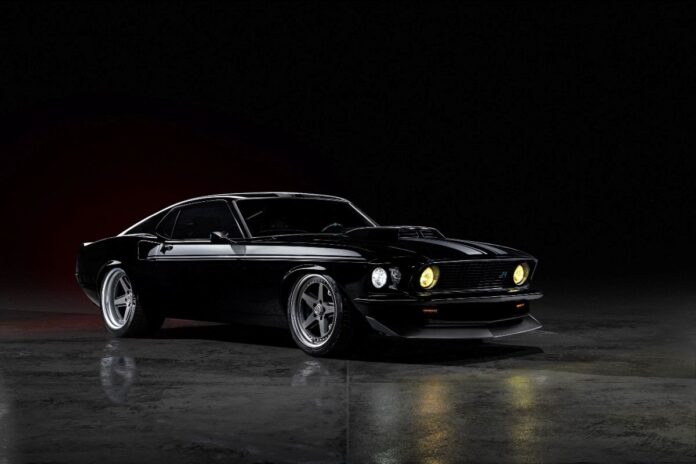 mustang2.jpg