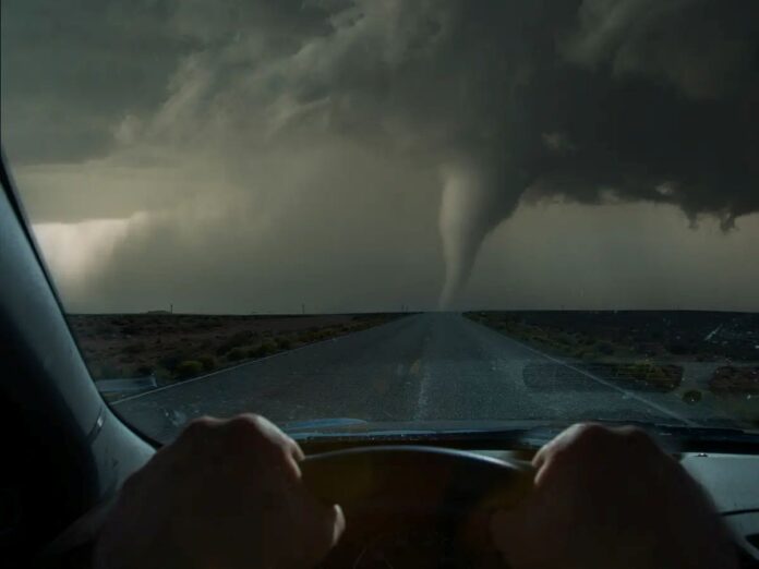car-in-tornado.jpg33.jpg